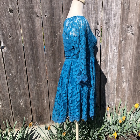 Free People Sheer Blue Lace Floral Dress - Size 0 - Picture 6 of 15